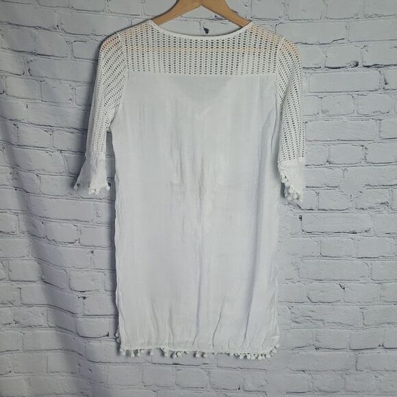 White Blouse  - Picture 9 of 11